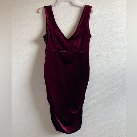 Crystal Sky Dresses & Skirts - Crystal Sky Velour Midi Dress in Deep Wine/Burgundy Size M